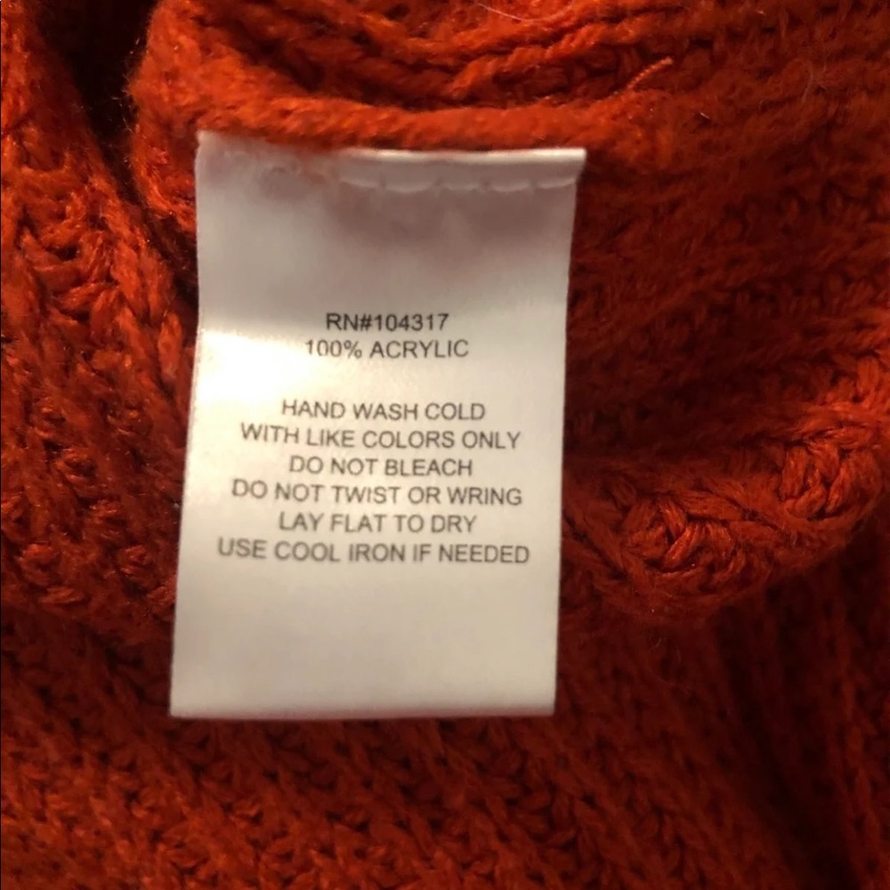 Sweater - Picture 4 of 5
